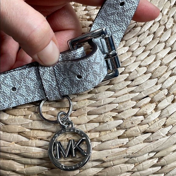 Michael Kors Gray & Silver Belt Bag - Picture 6 of 6